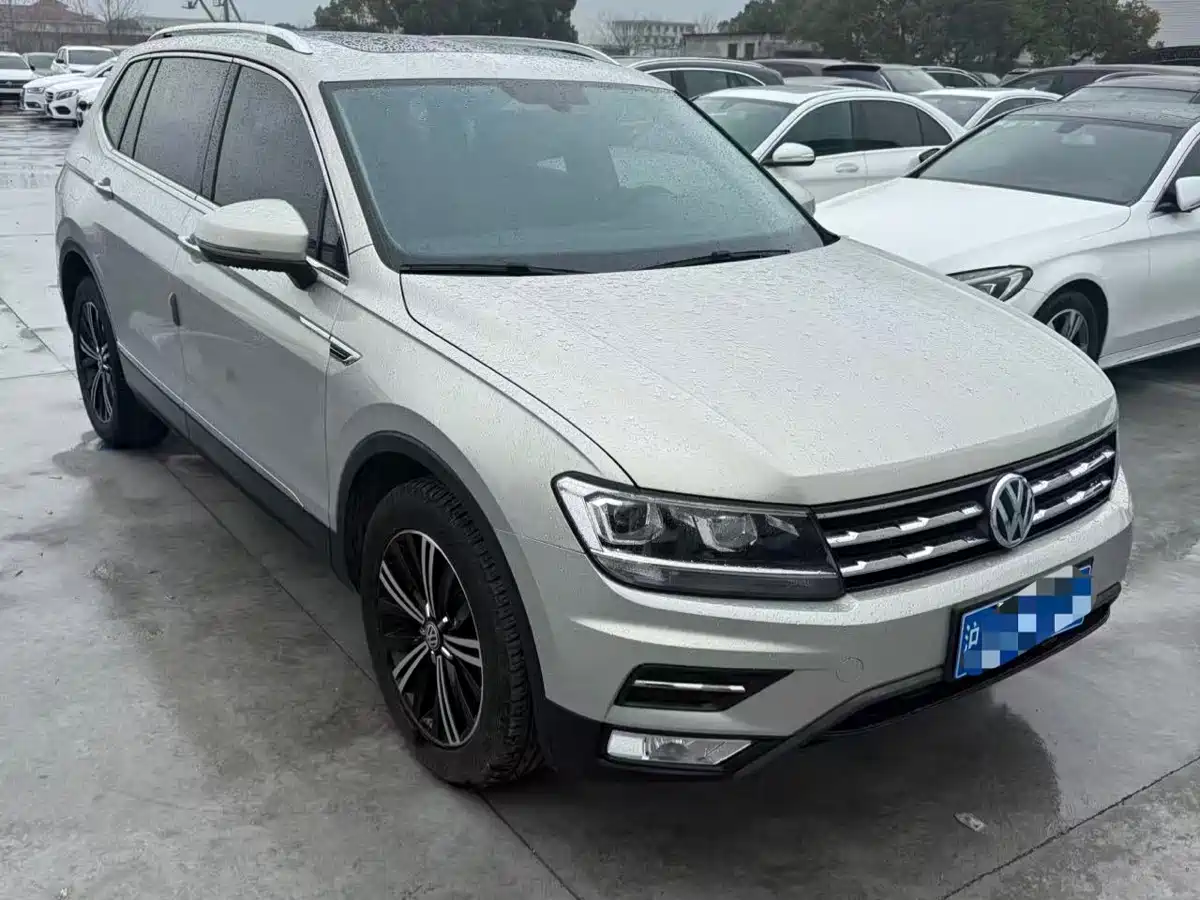 Volkswagen Tiguan L 2019 280TSI Auto 2WD Panorama Comfort Edition China VI фото 3