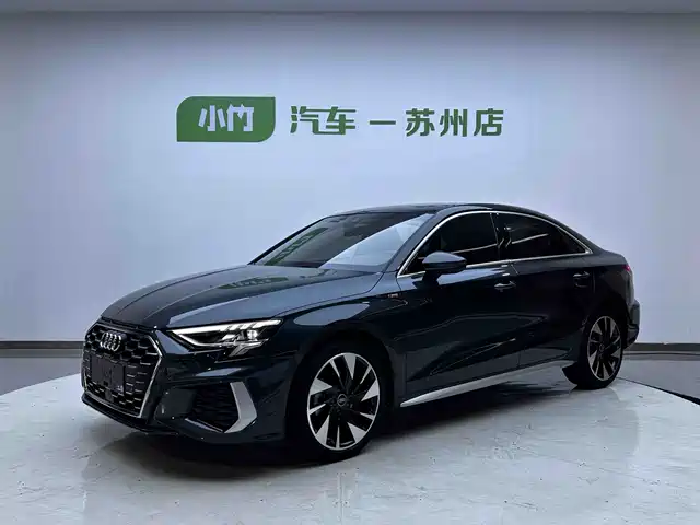 Audi A3 A3L Limousine 35 TFSI, Стиль Спорт