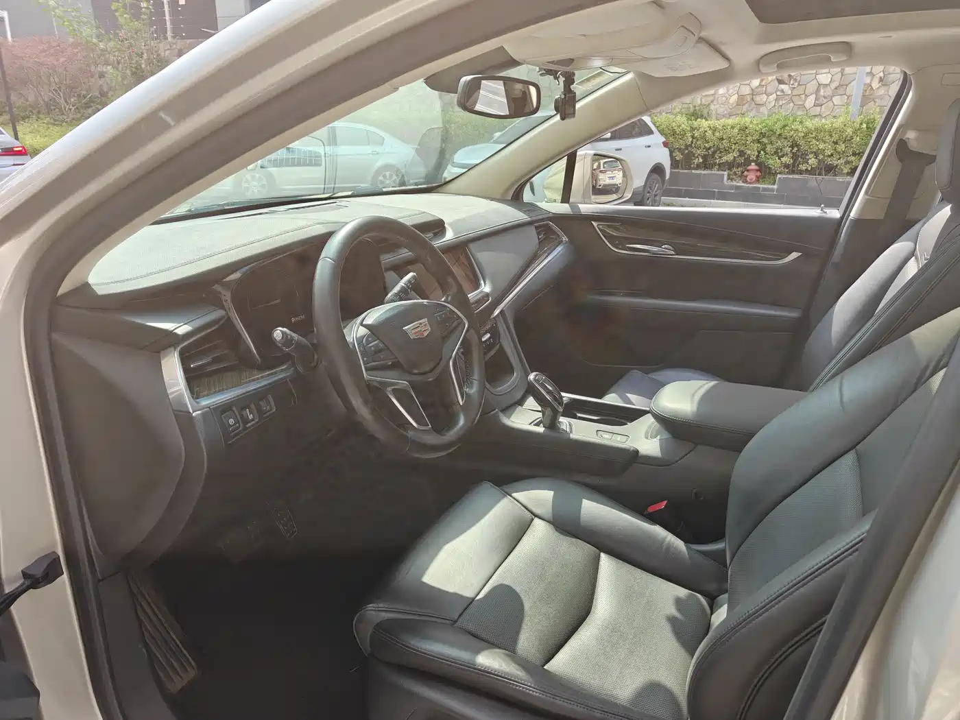 Cadillac XT5 2016 25T Luxury Model фото 10