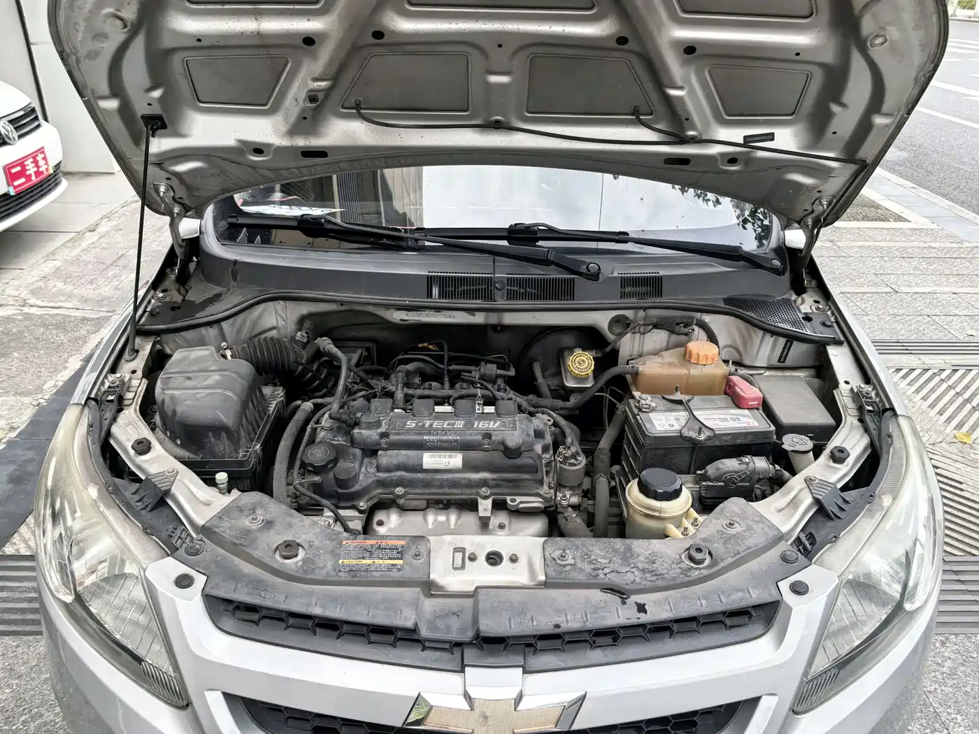 Chevrolet Sail 2013 Sedan 1.4L Manual Premium Happiness Edition фото 17