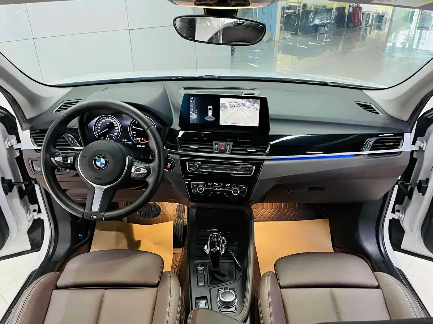 BMW X1 2021 sDrive25Li Leading фото 9