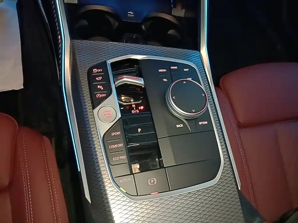 BMW 3 Series 2025 330Li M Sport Night Edition фото 14