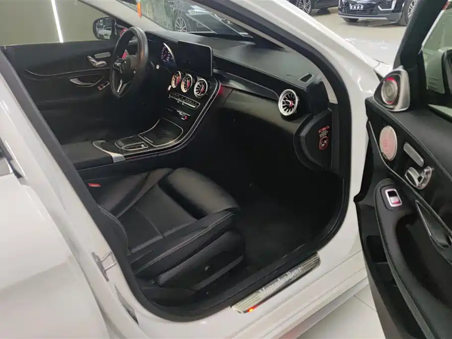 Mercedes-Benz C-Class 2019 Facelift C 260 L Sport фото 8