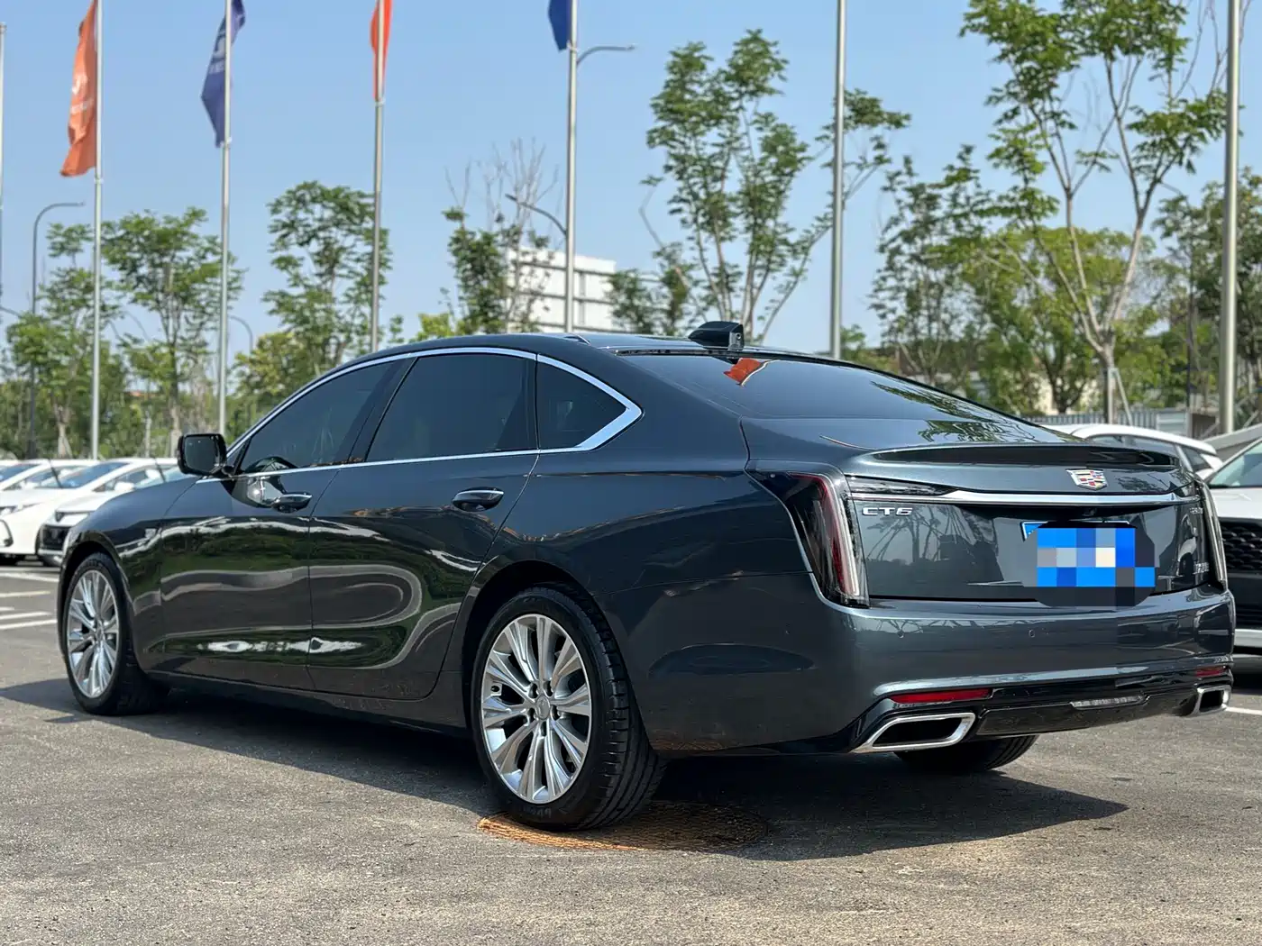 Cadillac CT6 2023 28T Platinum Model фото 8