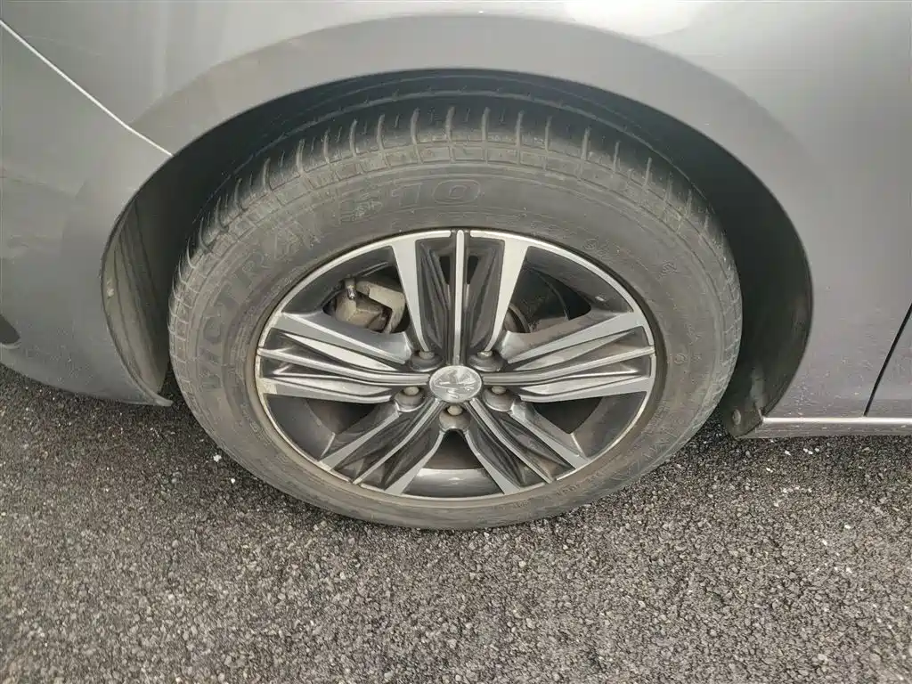 Peugeot 308 2018 1.6L Auto Luxury Edition фото 23