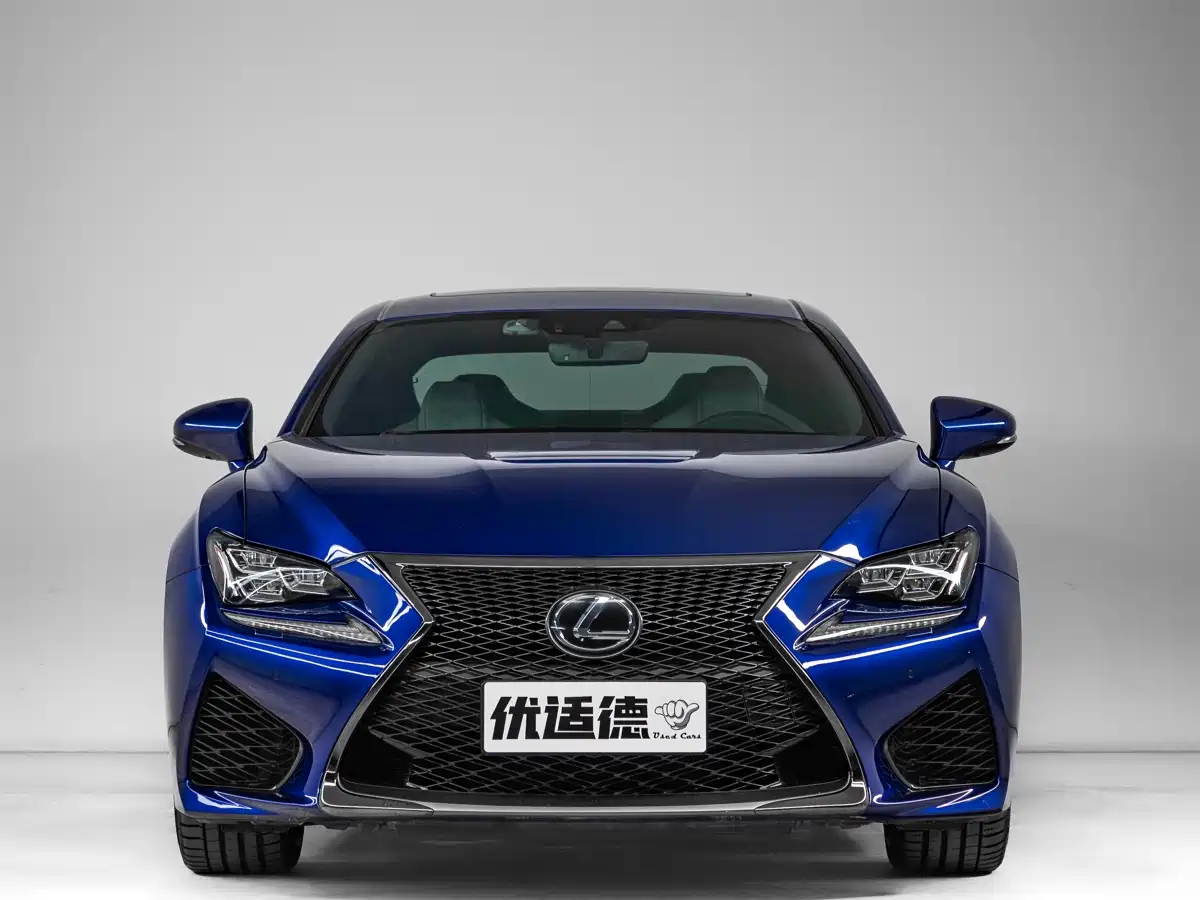 Lexus RC F 2015 F 5.0L Peak Edition фото 2