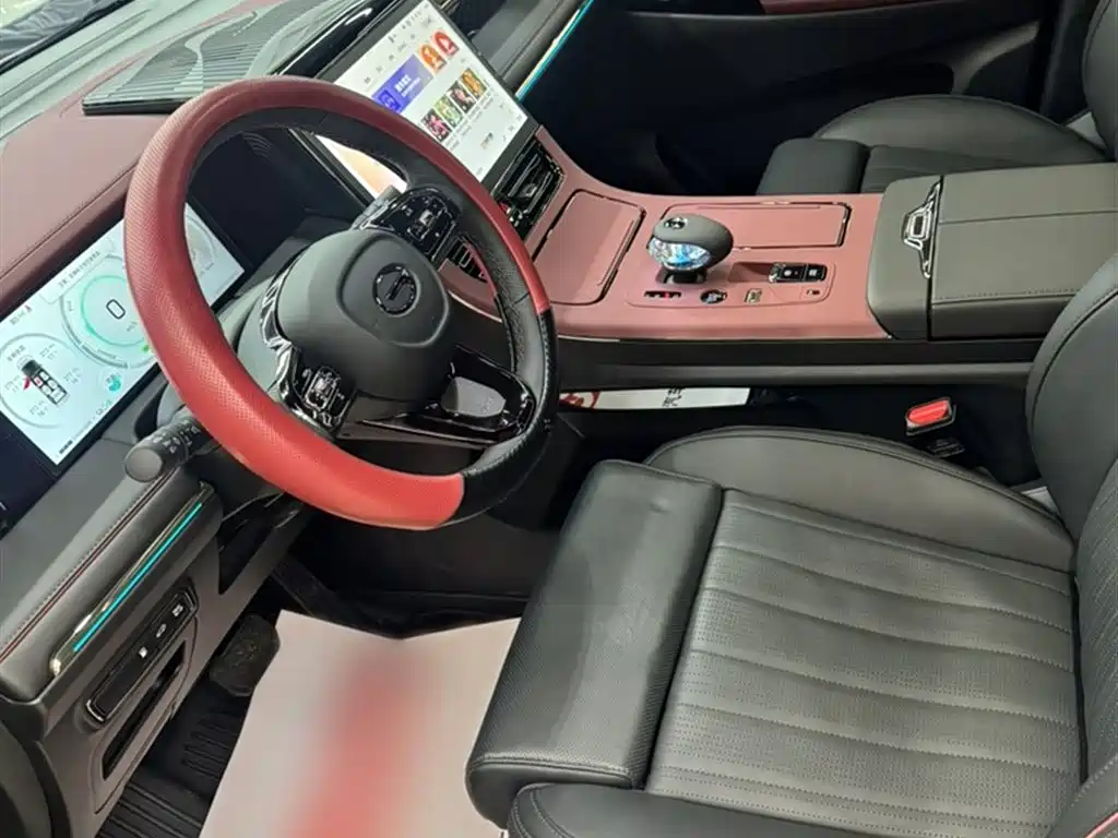 GAC Trumpchi Trumpchi M8 2025 Model Master Series Super Hybrid Edition фото 14