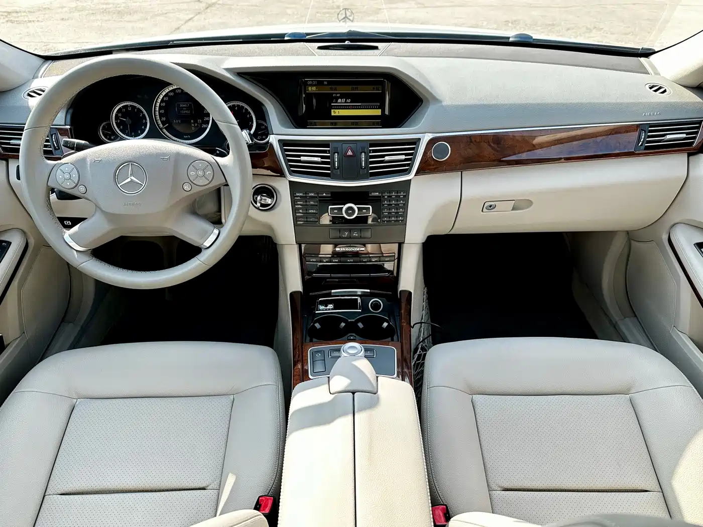 Mercedes-Benz E-Class 2012 E 200 L CGI Elegance фото 7