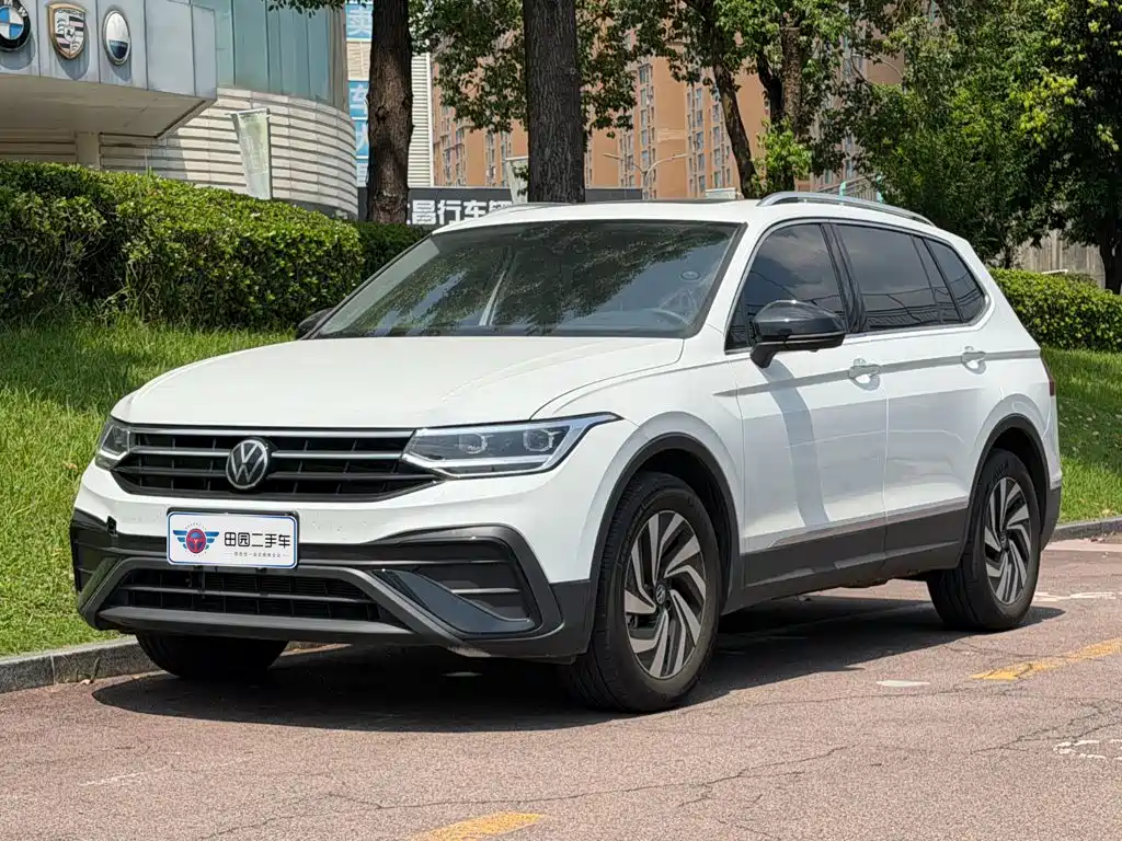 2025 Volkswagen Tiguan L