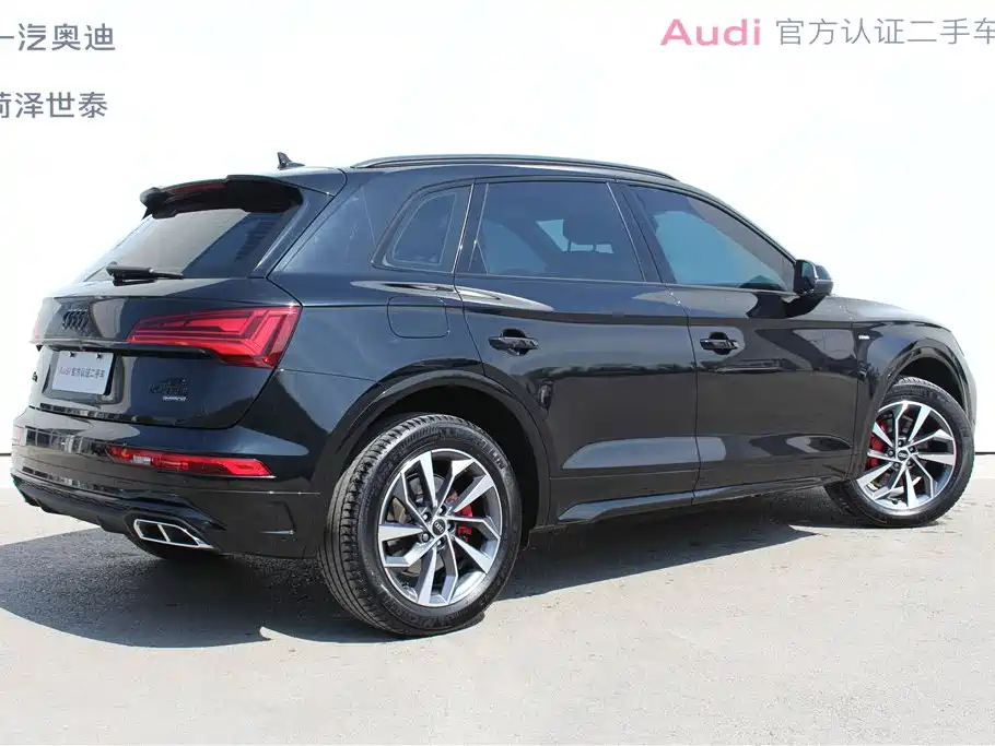 Audi Q5L 2024 Model 40 TFSI Luxury Dynamic фото 3
