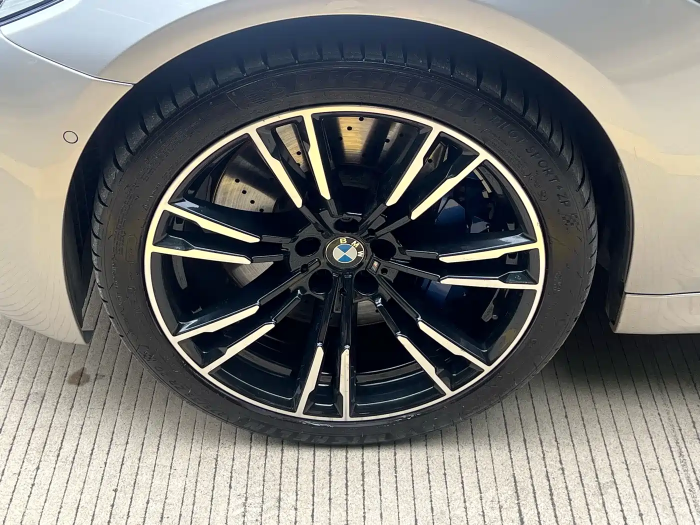 BMW M5 2018 M5 фото 21