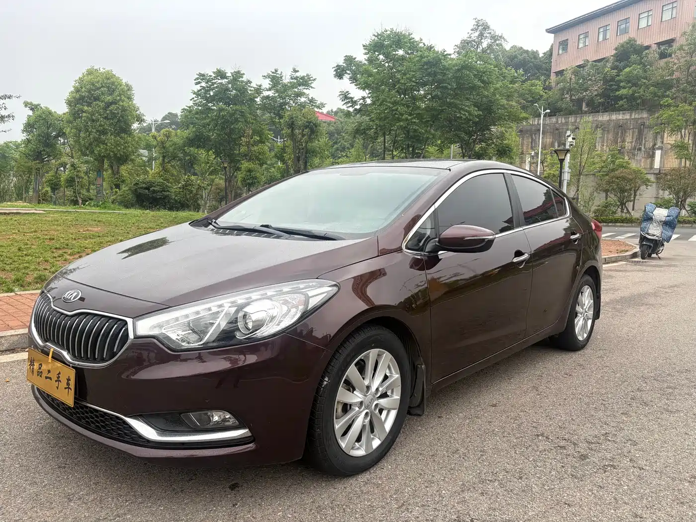 Kia K3 2013 1.6L Automatic GLS фото 3