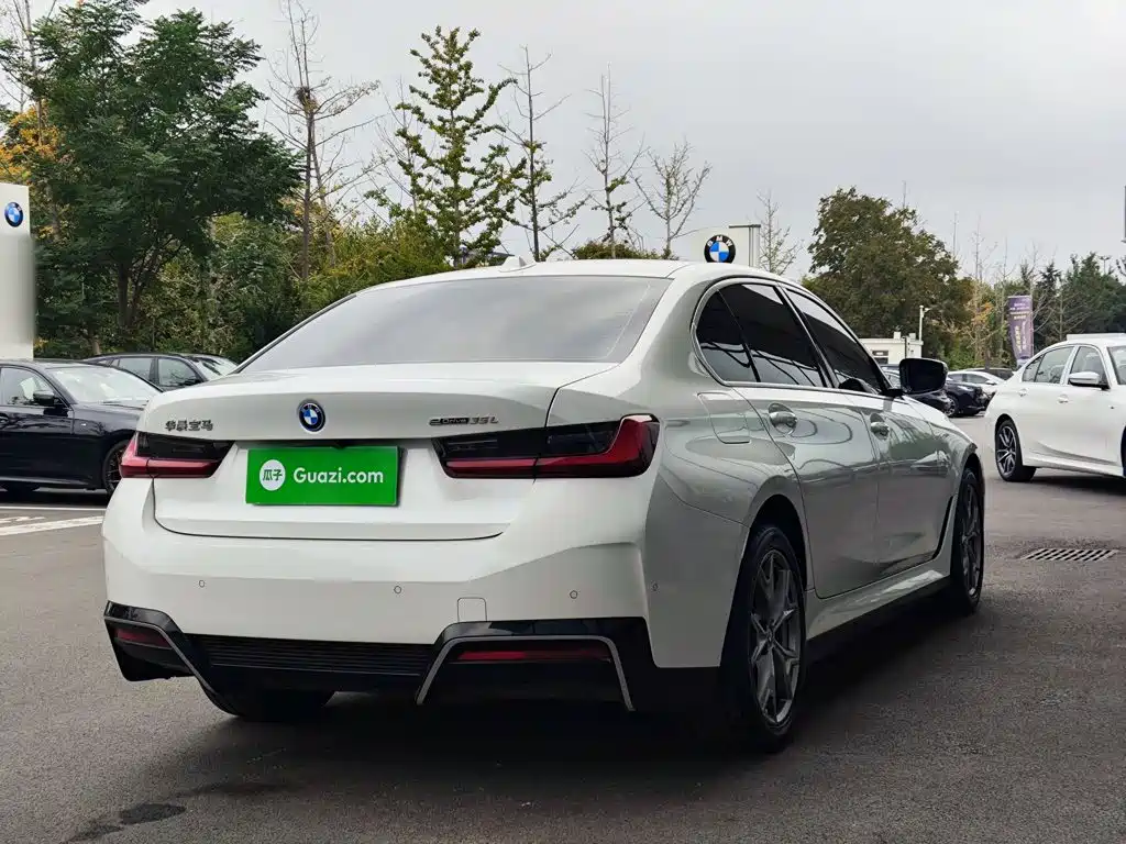 BMW i3 2025 2024 eDrive 35 L