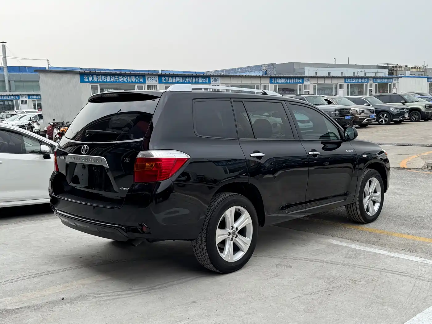 Toyota Highlander 2009 3.5L 4WD 7-seater Premium Edition фото 4