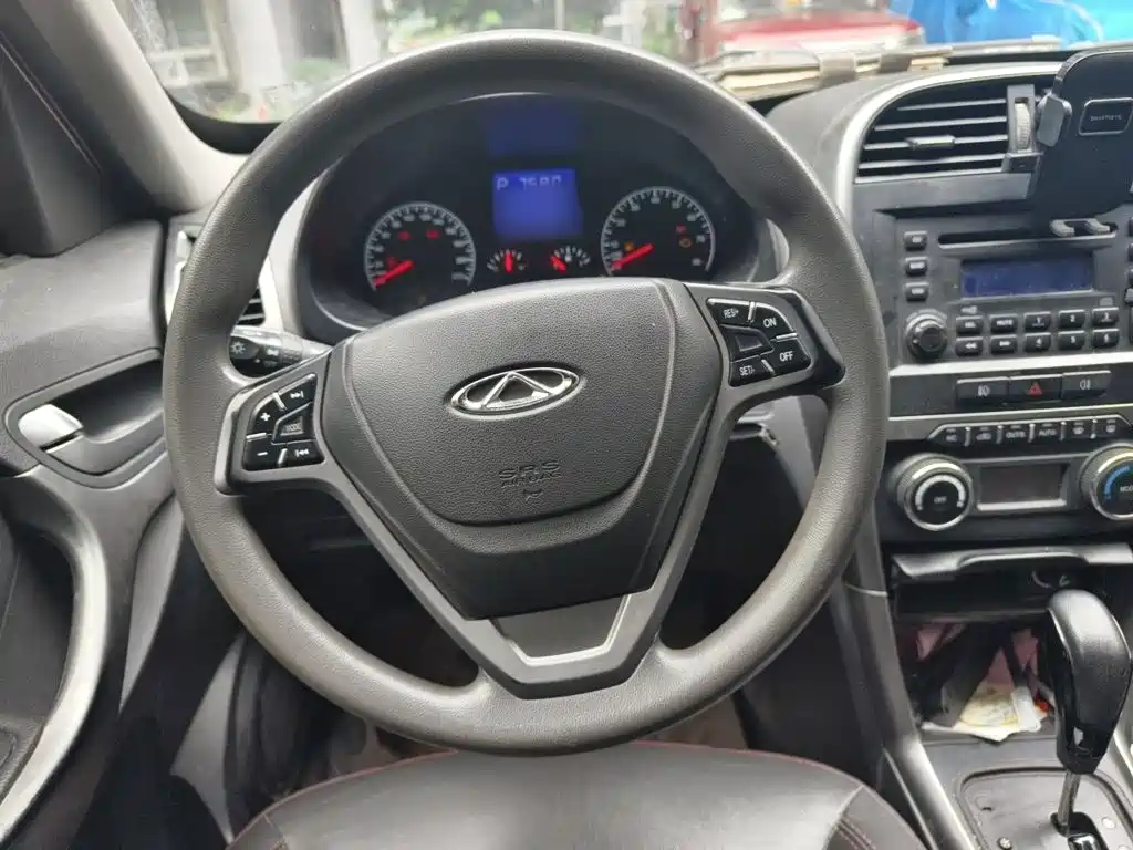 Chery Tiggo 3 2016 2015 1.6L CVT Smart Sport