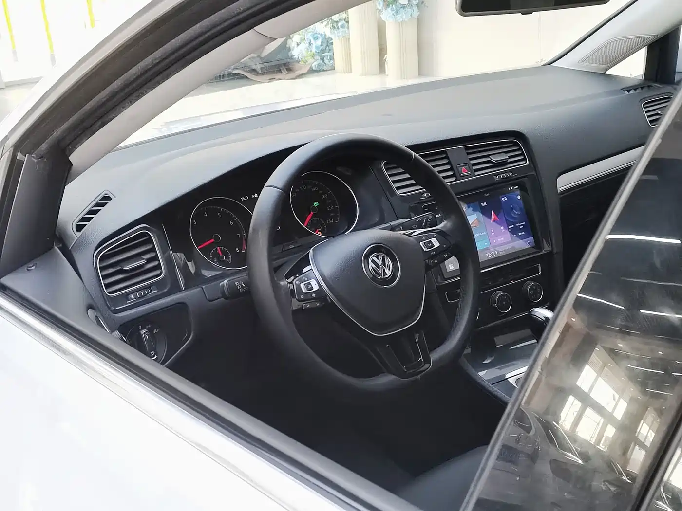 Volkswagen Golf 2020 280TSI DSG Comfort фото 10