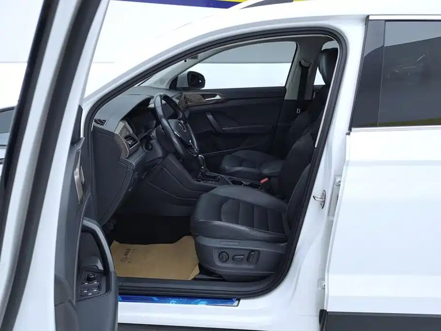 Volkswagen Tharu, миниатюра 9