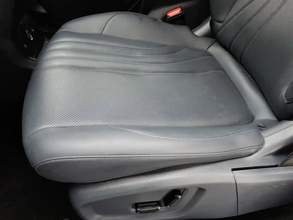 GEELY GALAXY GALAXY E5