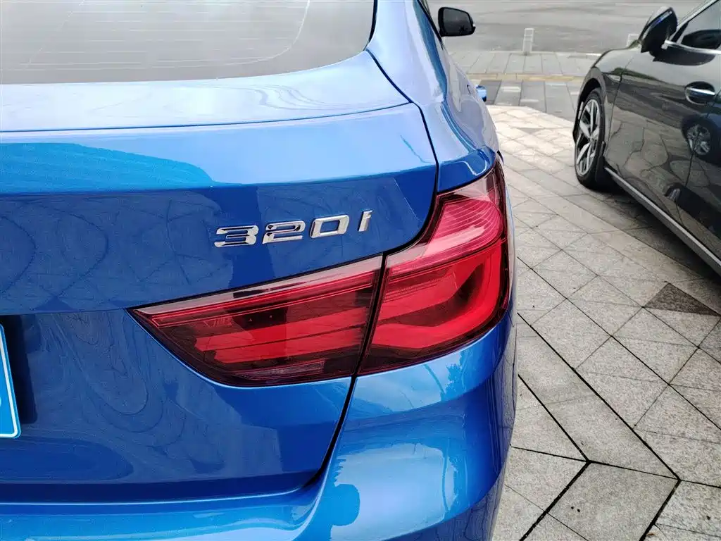 BMW 3 Series GT 2019 320i M Sport Package фото 8