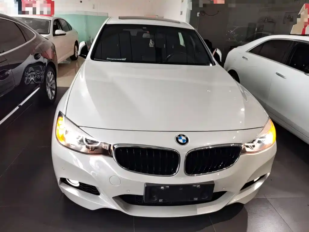 BMW 3 Series GT 2021 2020 320i M Sport Package