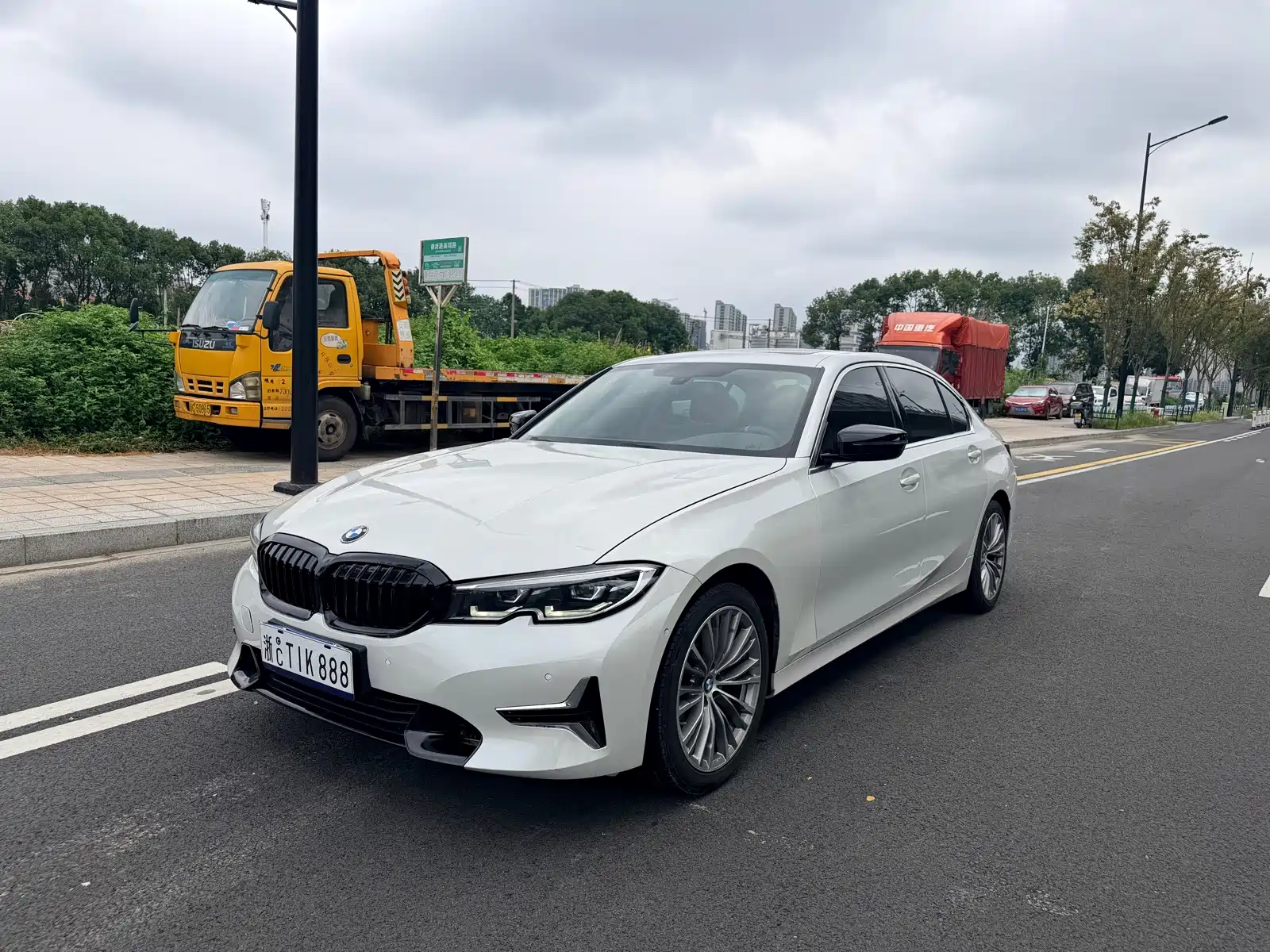 Фото 1 - BMW 3 Series