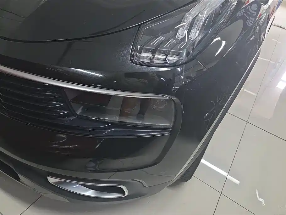 Lynk & Co 01 2019 2.0T 2WD Type Pro Version China V фото 5