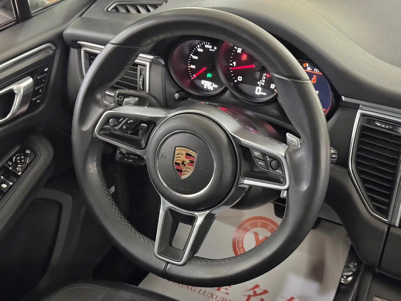 Porsche Macan 2017 Macan 2.0T фото 15