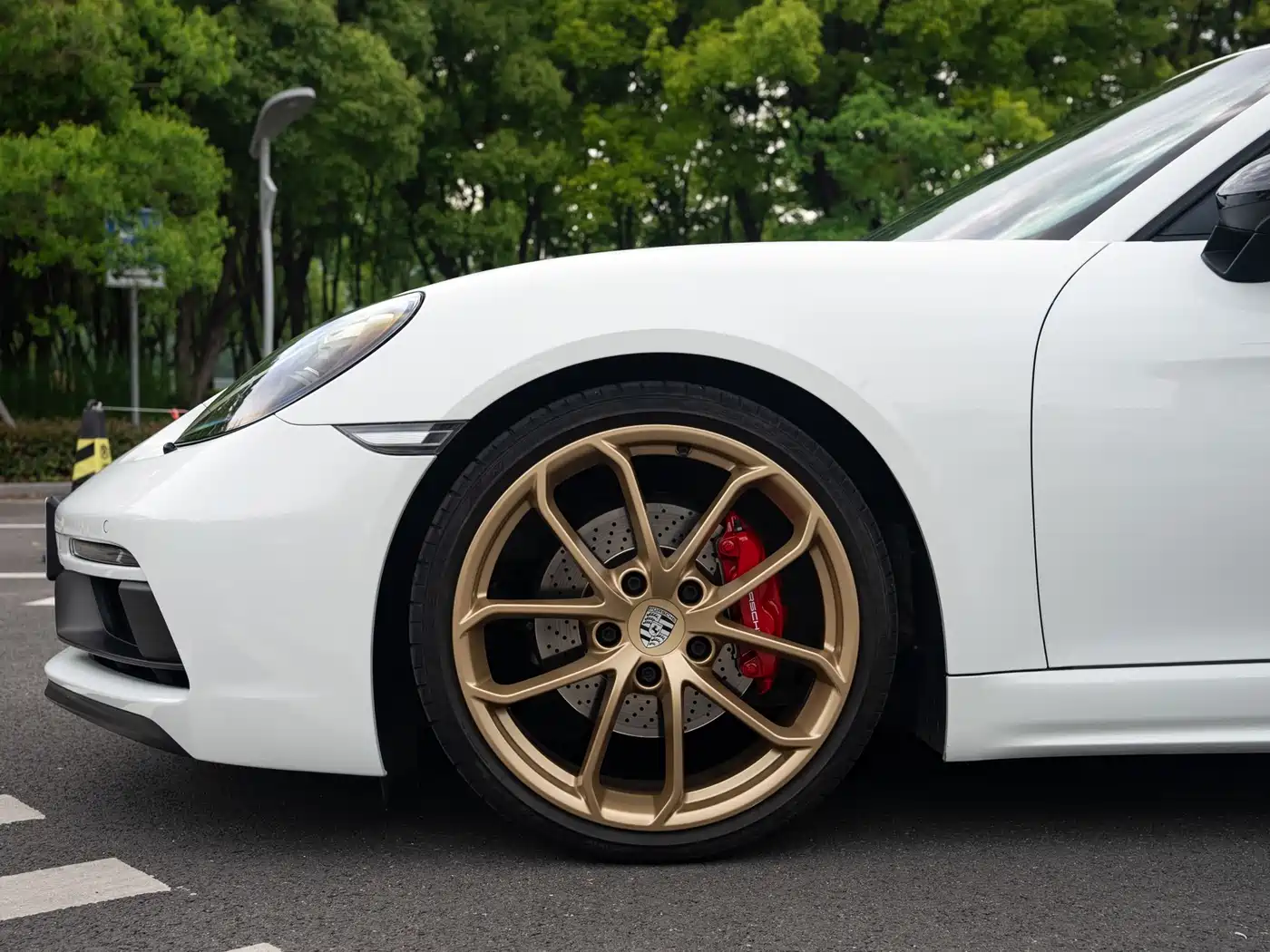 Porsche 718 2022 Spyder 2.0T фото 7