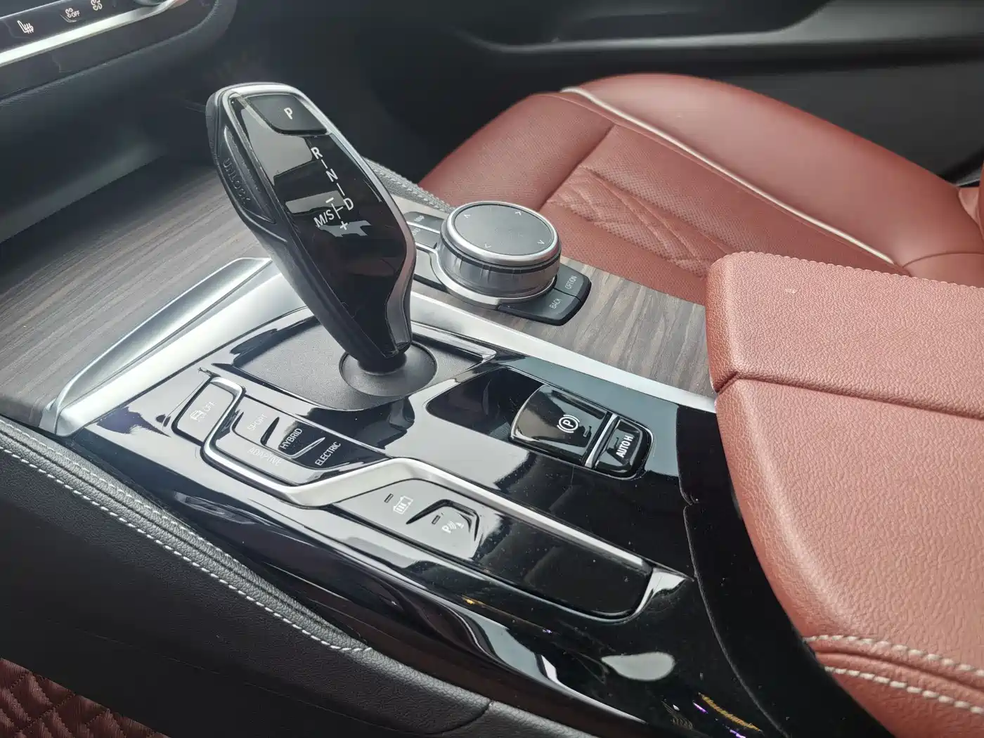 BMW 5 SERIES NEW ENERGY