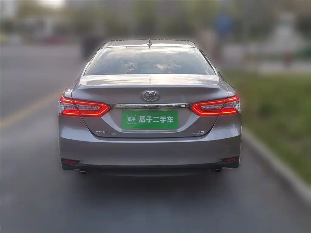 Toyota Camry 2021 2.0G Luxury Edition фото 3