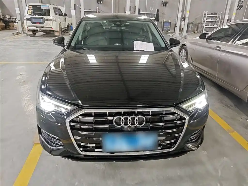 Audi A6L 2019 45 TFSI quattro Premium Elegance фото 3
