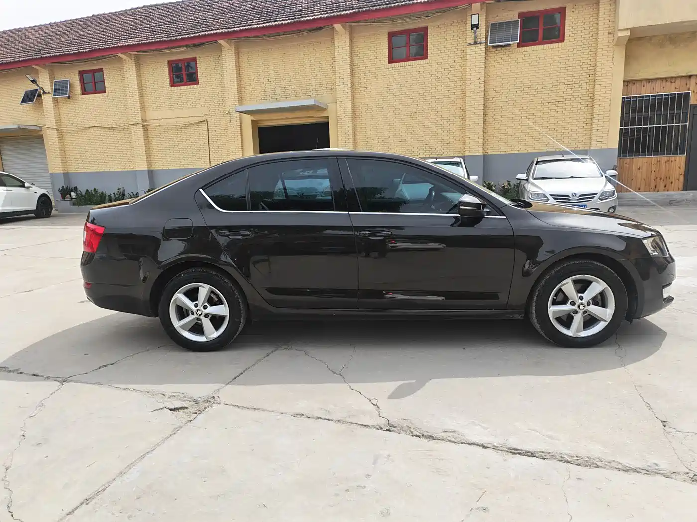 Škoda Octavia 2015 1.6L Automatic逸俊版 фото 4