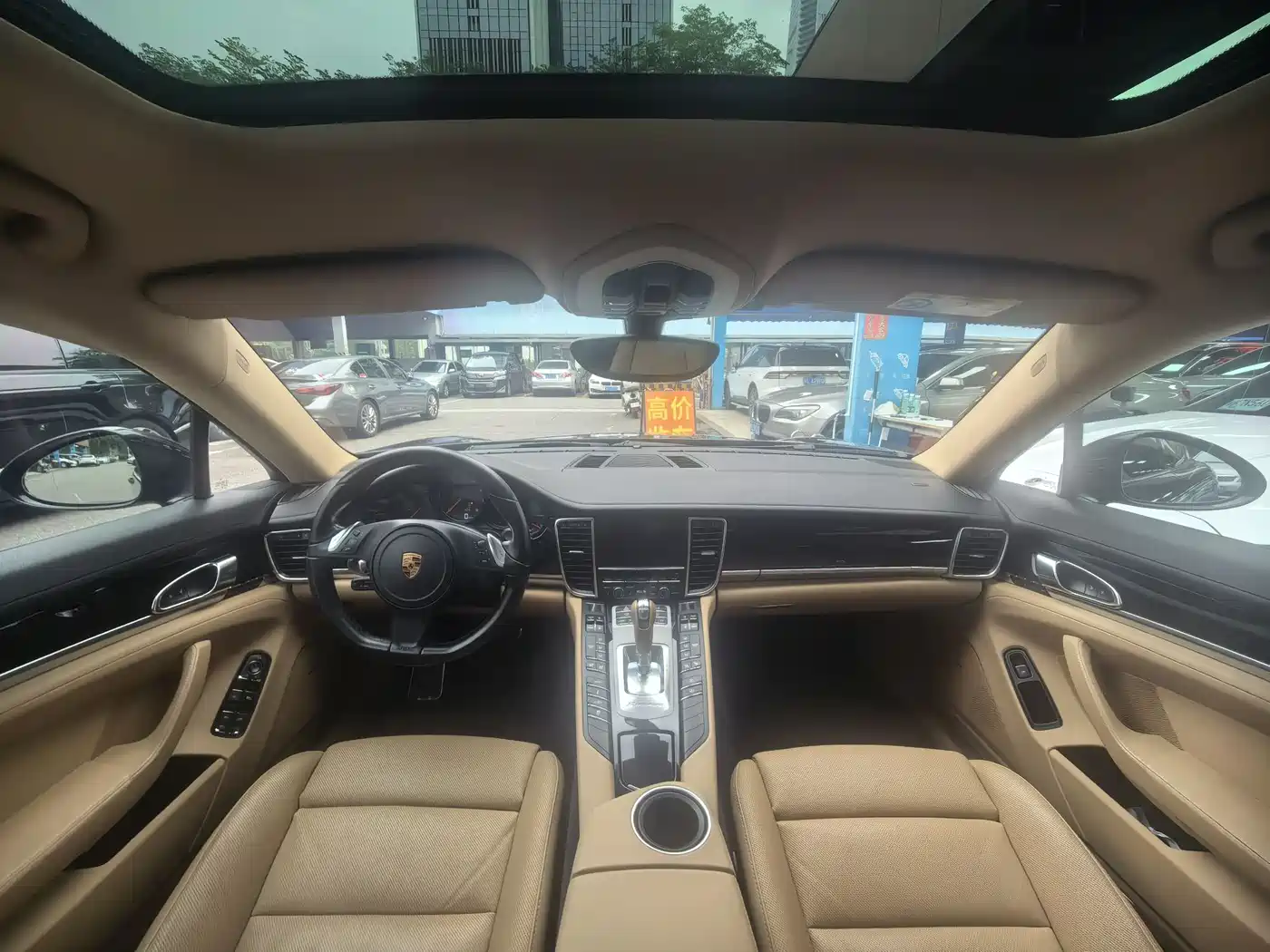 Porsche Panamera 2016 Panamera 4 Edition 3.0T фото 6