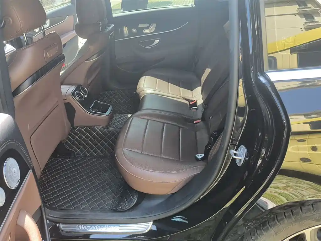 Mercedes-Benz E-Class 2021 E 300 L Sport Premium фото 13