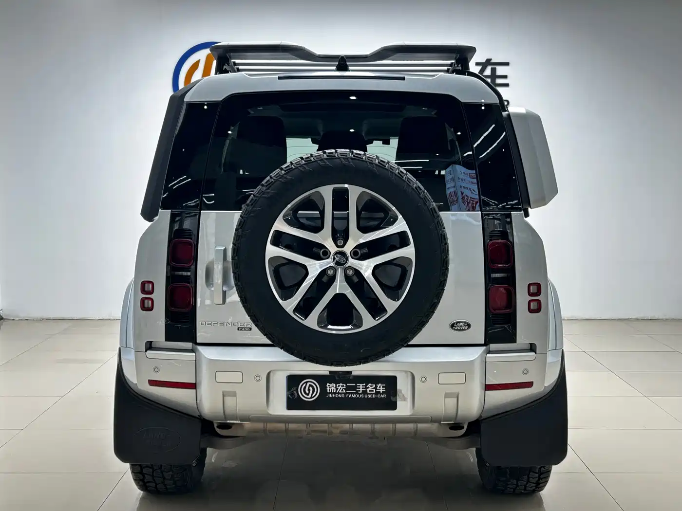 Land Rover Defender 2022 Model 90 3.0T P400 XS фото 24