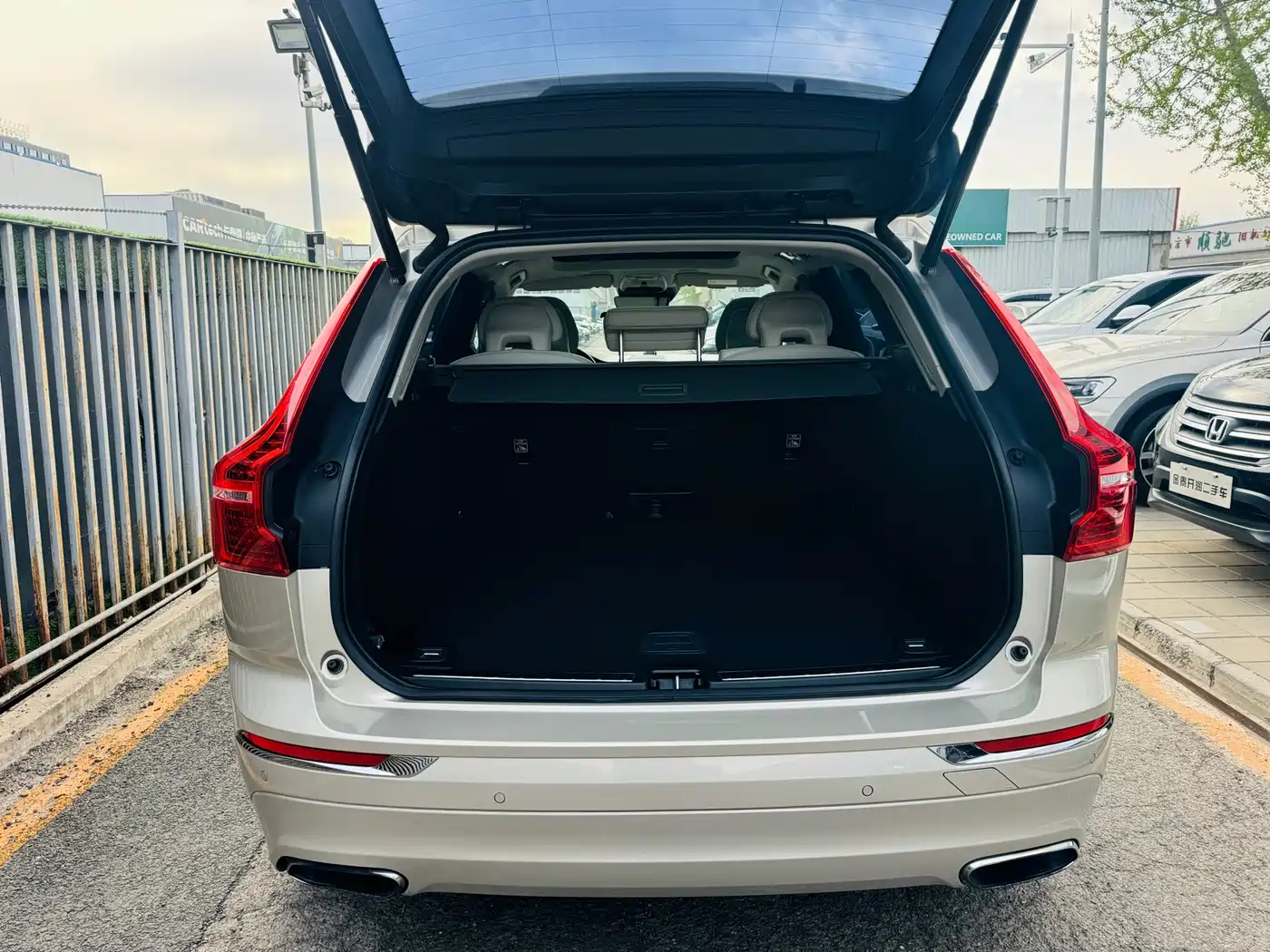 VOLVO XC60