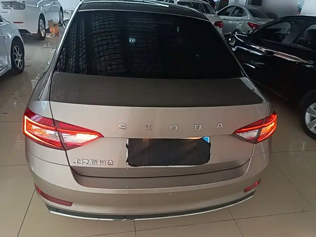Фото 6 - Škoda Octavia