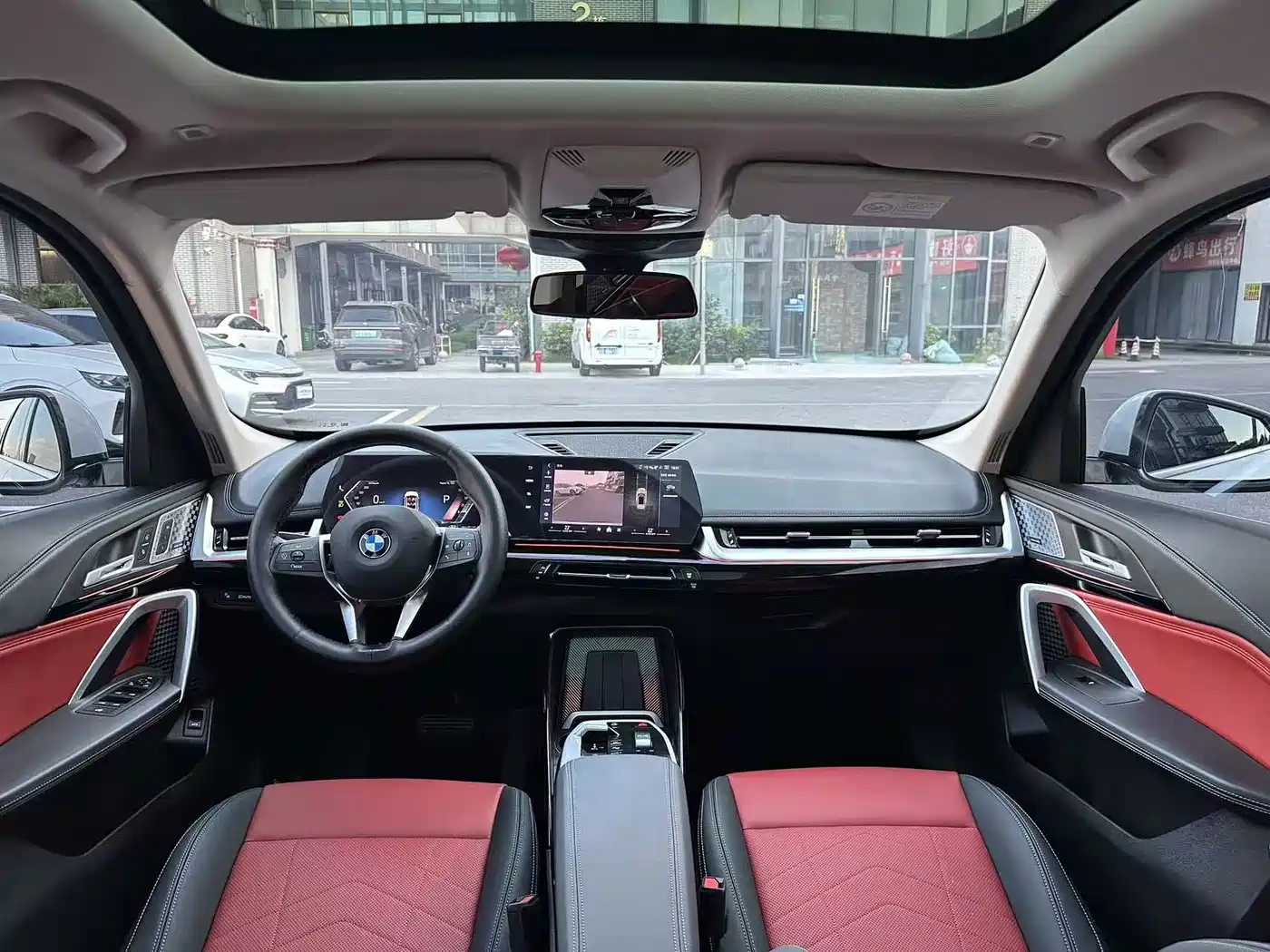BMW X1 2025 sDrive25Li M Sport Package фото 7
