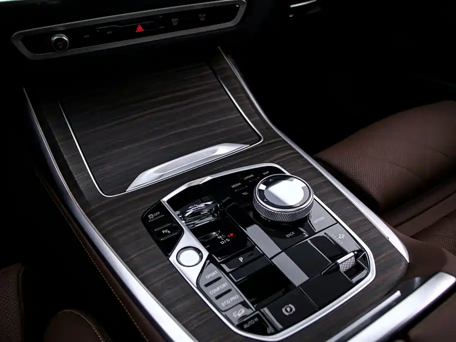 BMW X7 2023 xDrive40i Leading Luxury Package фото 9