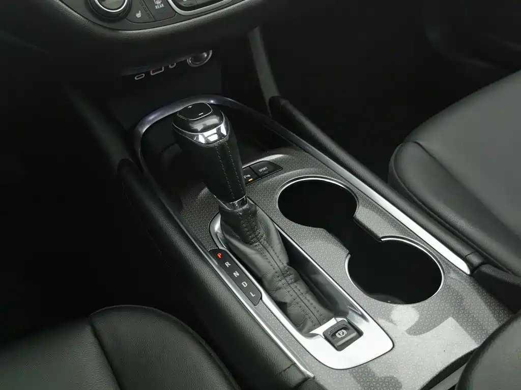 CHEVROLET MAI RUIBAO XL