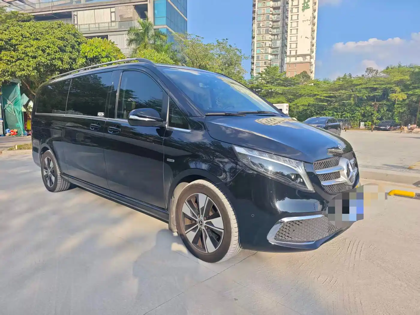 Фото 3 - Mercedes-Benz V-Class