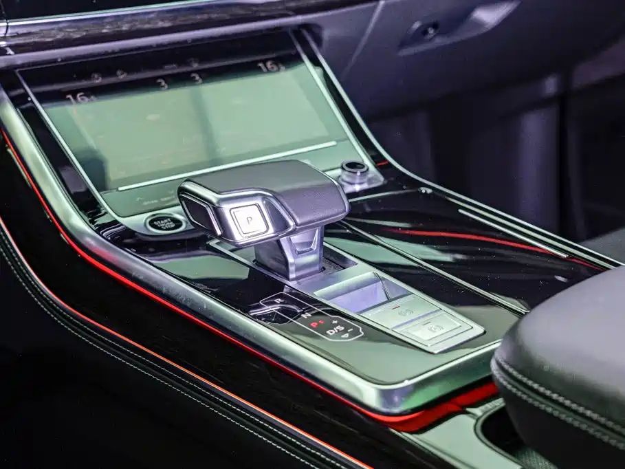Audi Q8, миниатюра 14