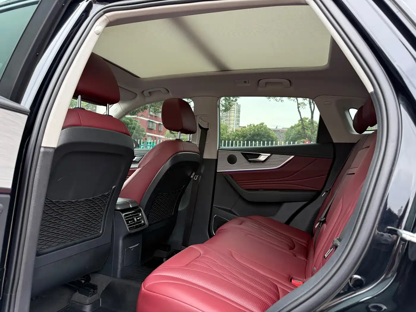 Hongqi HS5 2025 2.0T 2WD Mystic Shadow Edition фото 11