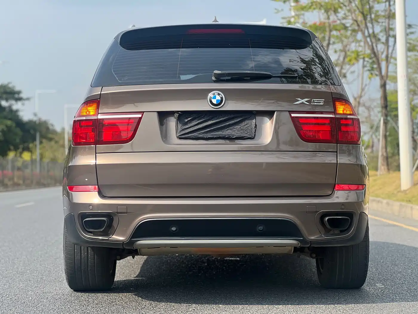 BMW X5 (Import) 2011 xDrive35i Leading Edition фото 5