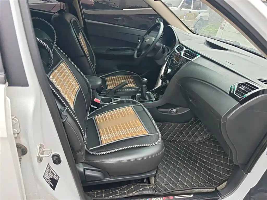 BYD F3 2020 1.5L Manual Premium Edition фото 24