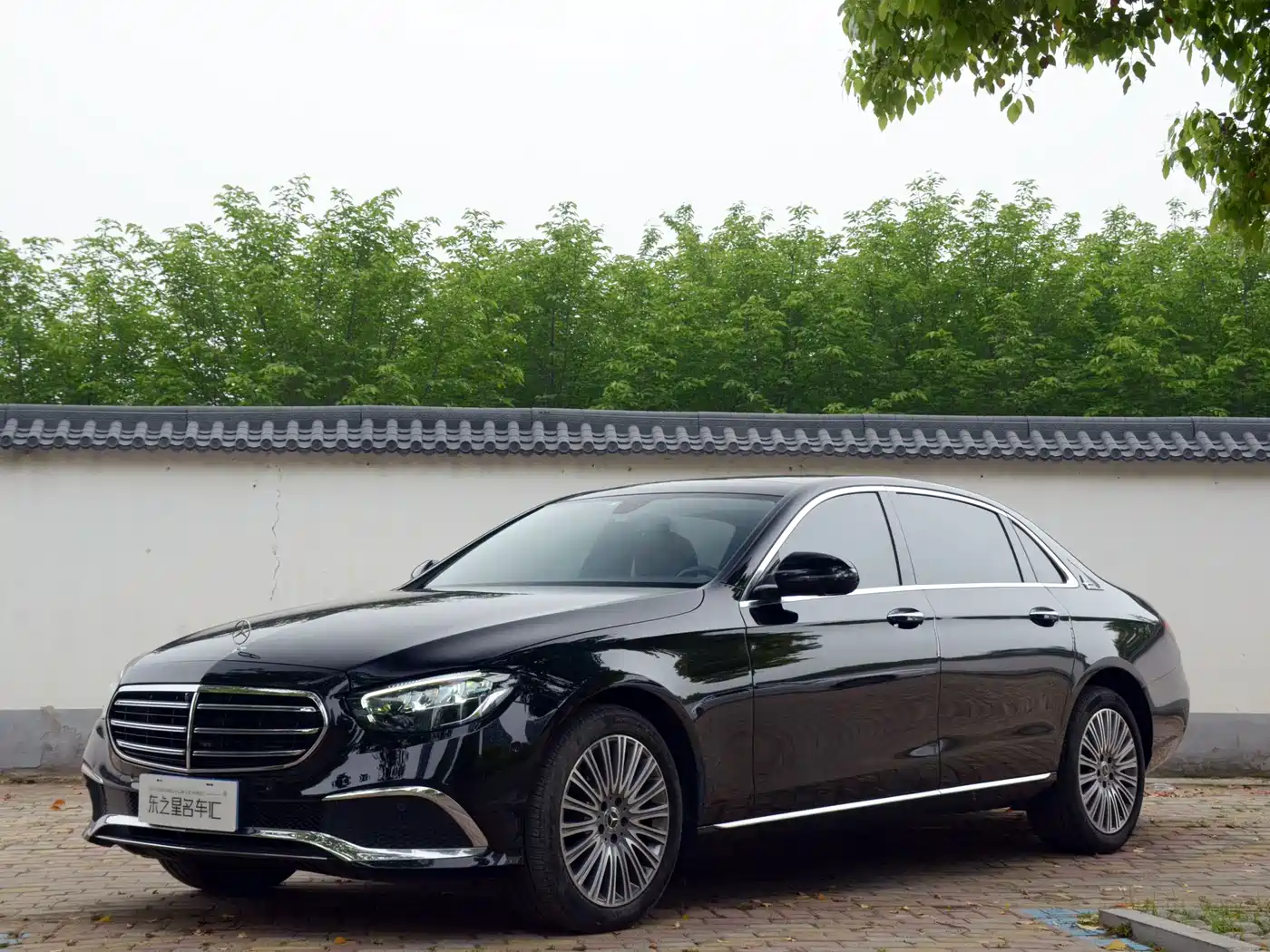 Mercedes-Benz E-Class 2023 E 300 L Fashion