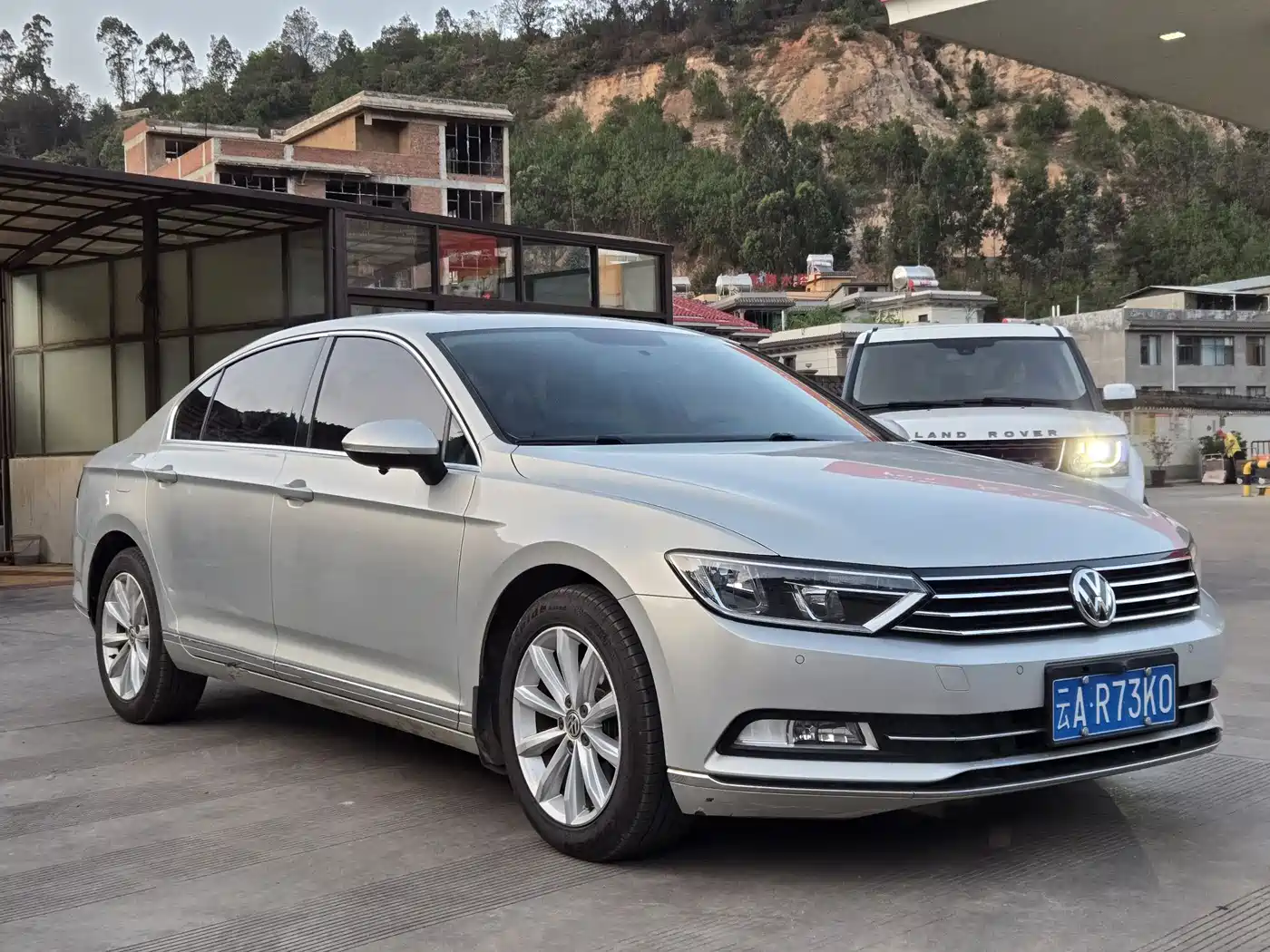 Volkswagen Magotan 2018 330TSI DSG Leading фото 3