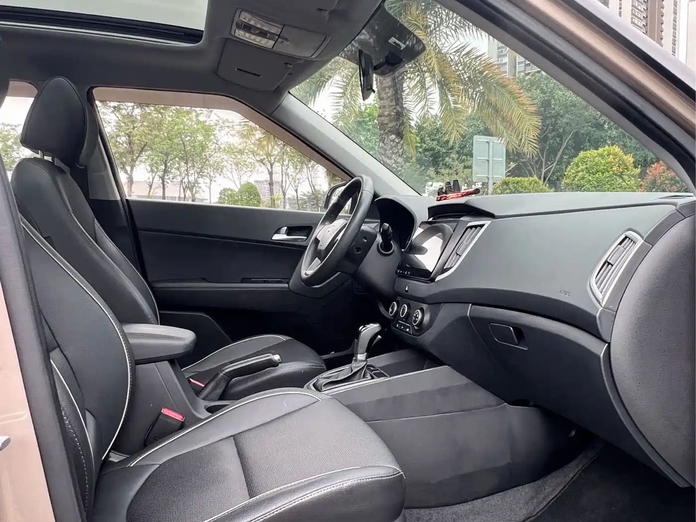 Hyundai Beijing Hyundai ix25 2015 1.6L Automatic 2WD Smart GLS фото 8