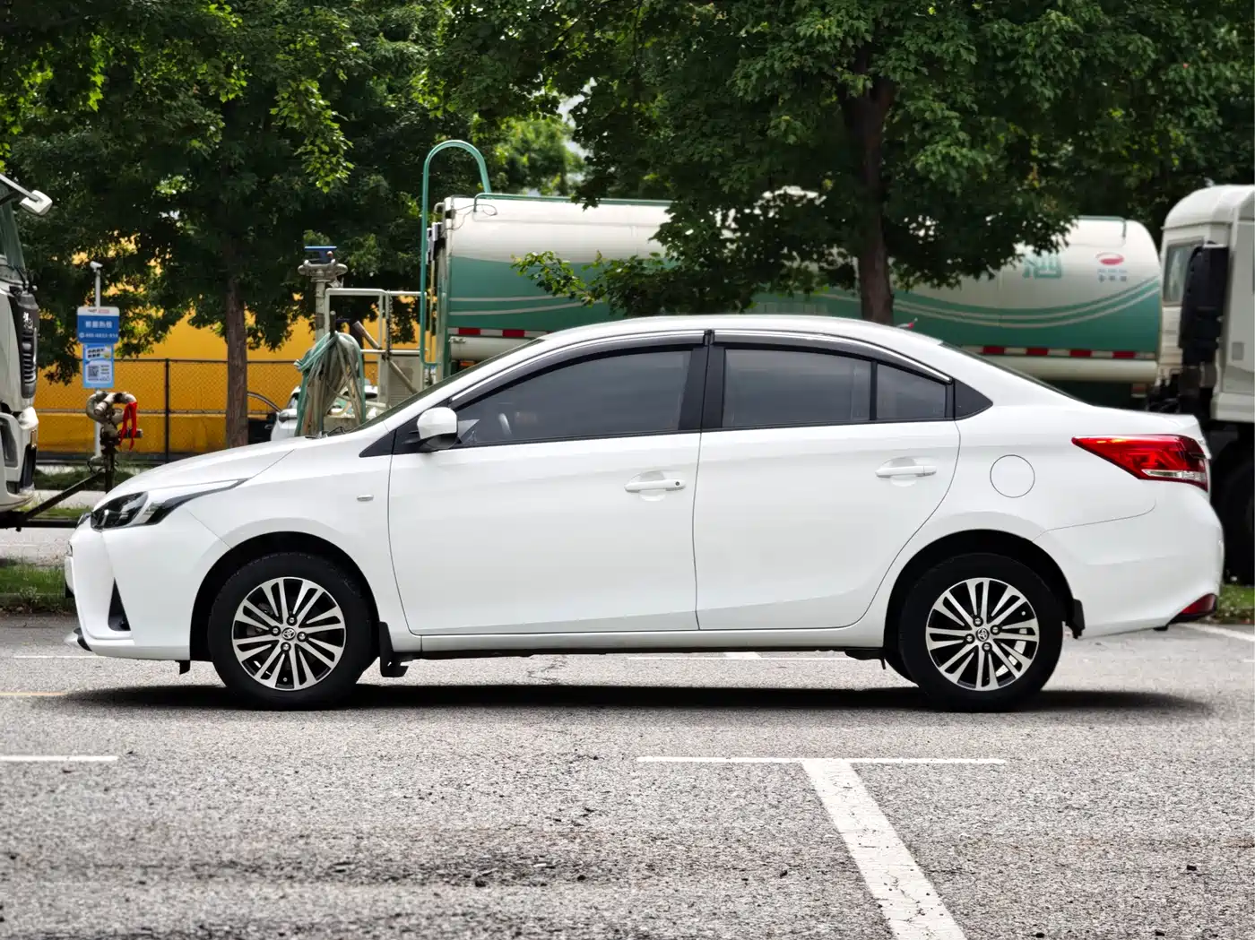 Toyota YARiS L Zhi Xiang 2018 1.5E CVT Champion Limited Edition фото 7