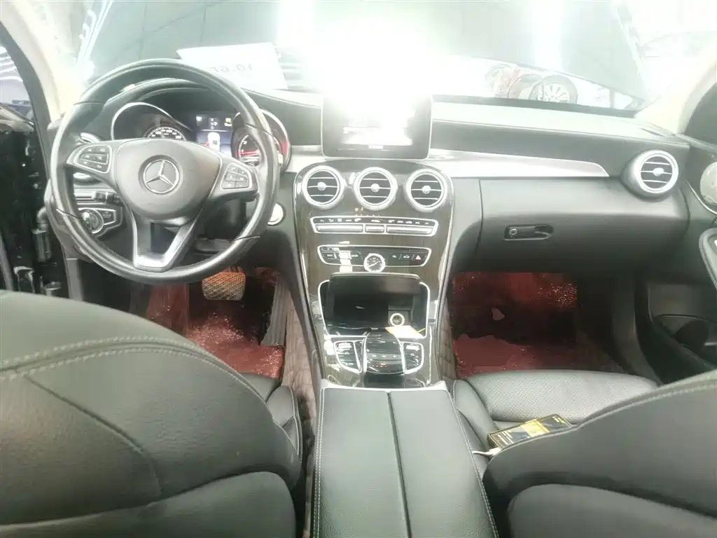Mercedes-Benz C-Class 2018 C 200 L фото 10